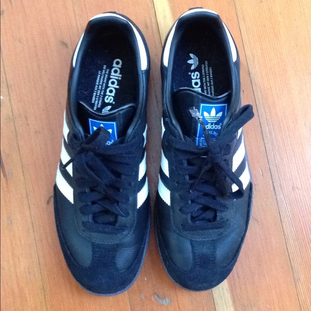 Adidas OG Samba tennis shoes